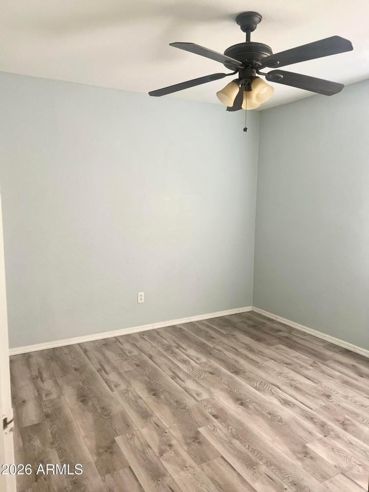 3119 N 130th Ln - Photo 7 of 12