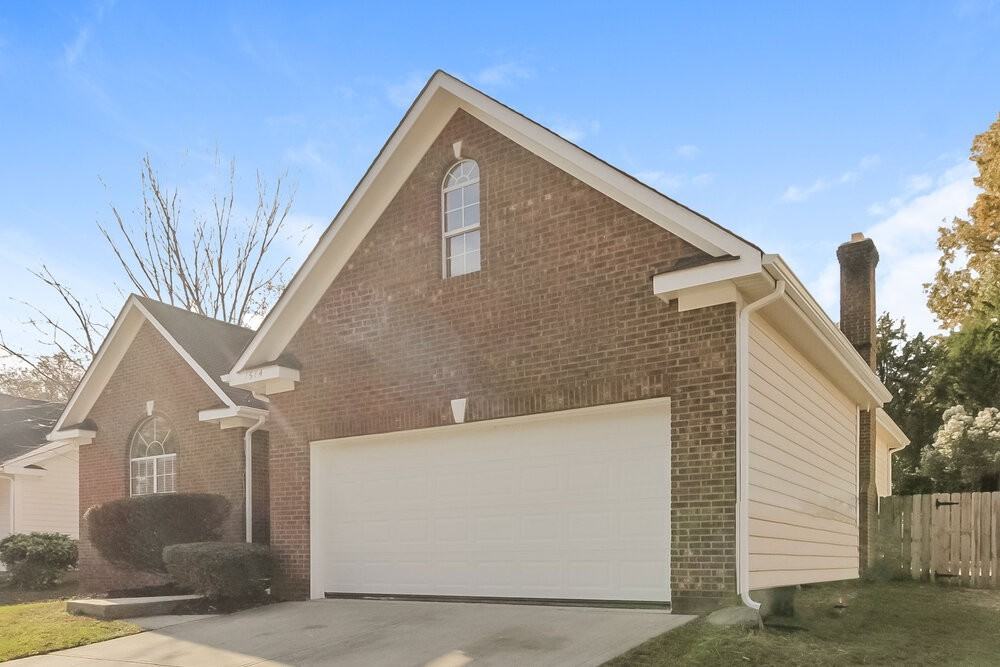 1514 Jeffrey Bryan Dr - Photo 3 of 16