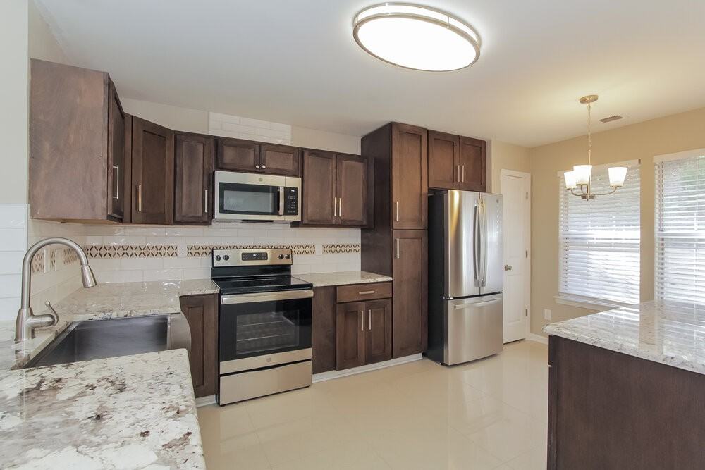 1514 Jeffrey Bryan Dr - Photo 7 of 16