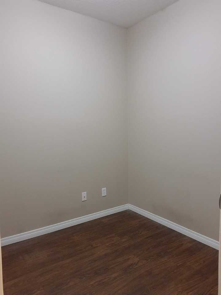 Clareview Estates - Photo 7 of 28