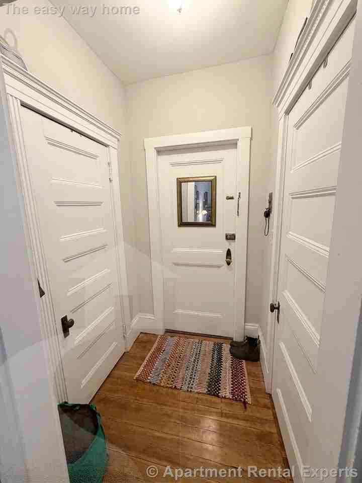 15A Jason St #2A - Photo 3 of 11