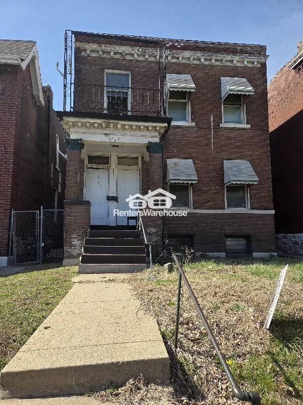 4223 Red Bud Ave #1F - Photo 3 of 24