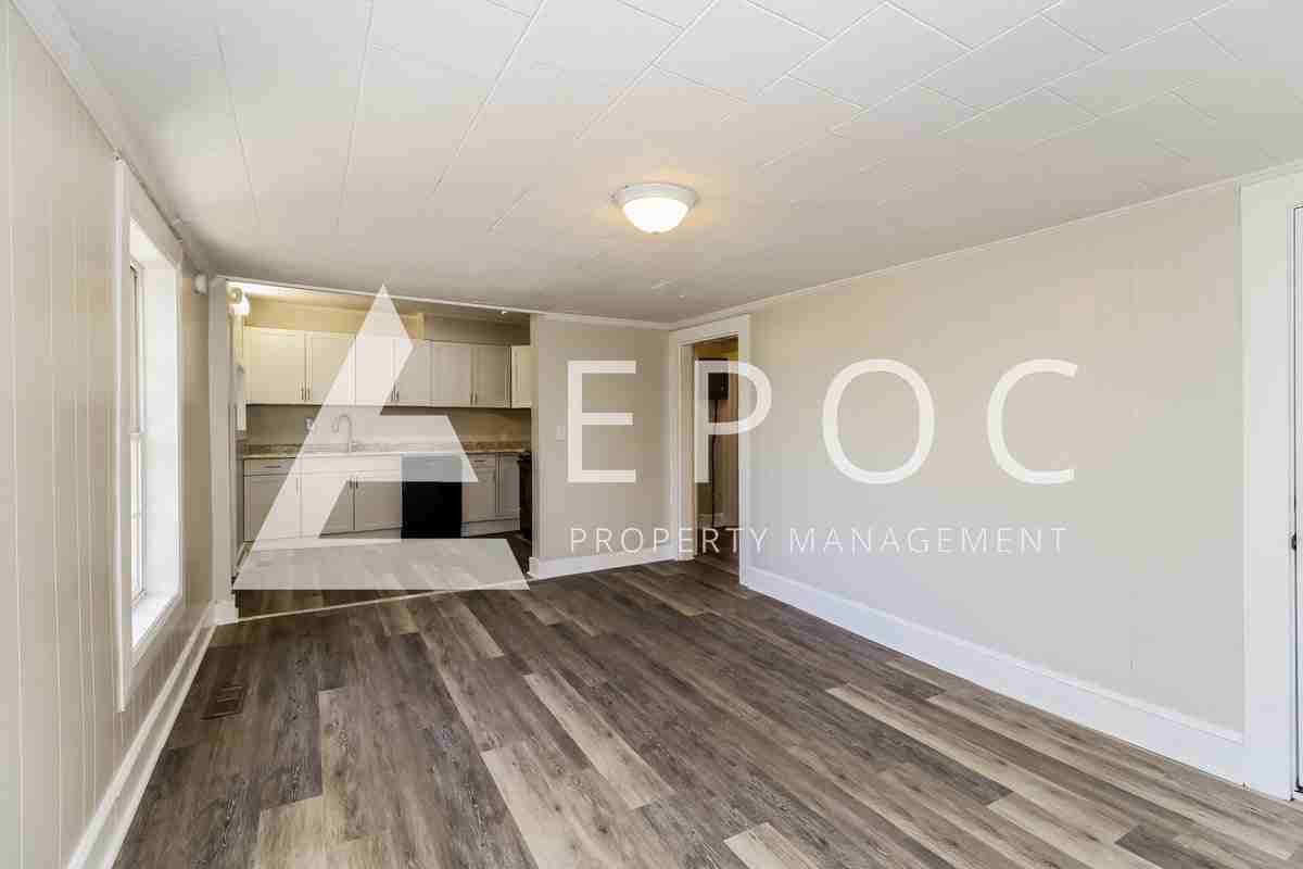 223 W Main St - Photo 3 of 15