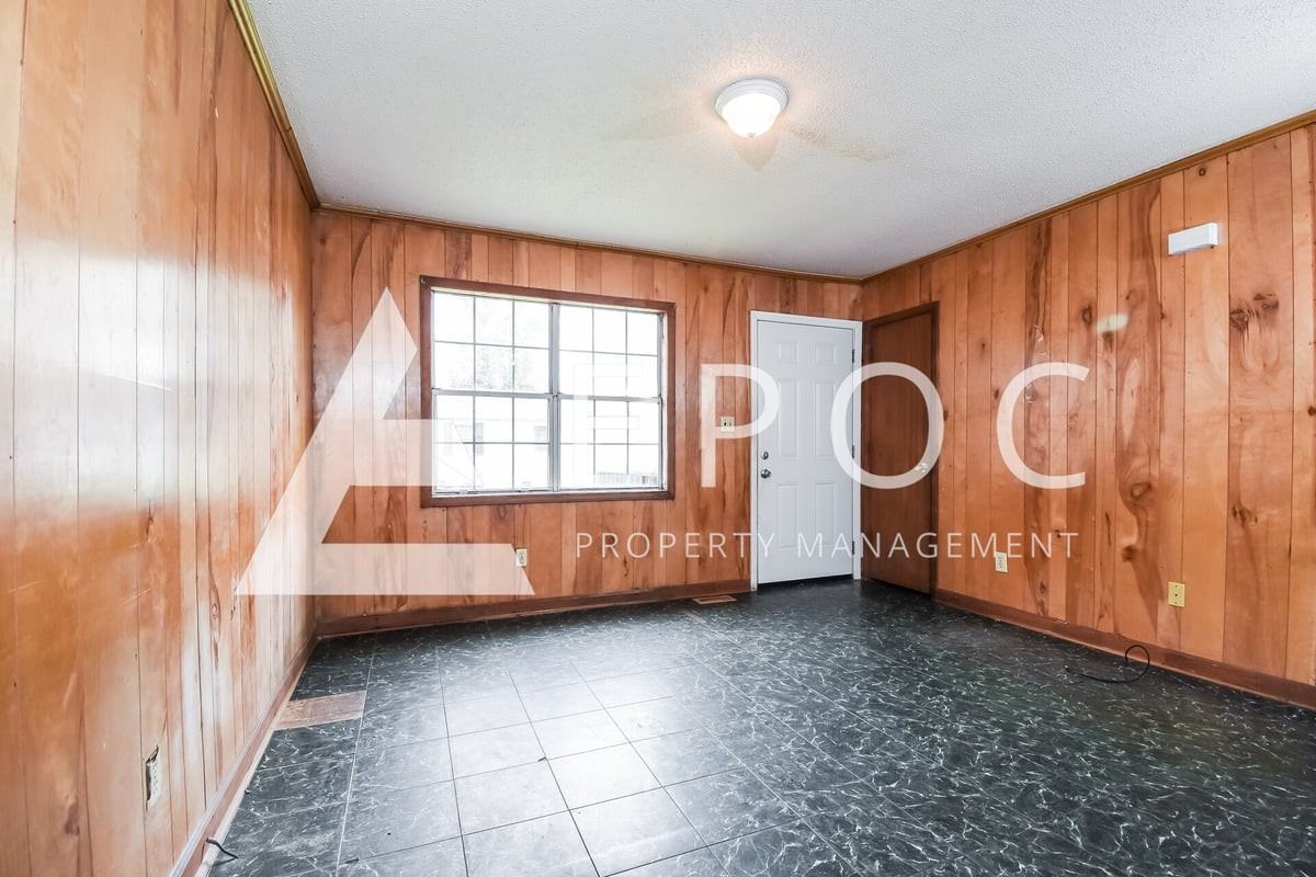 638 S Elm St #D - Photo 5 of 15