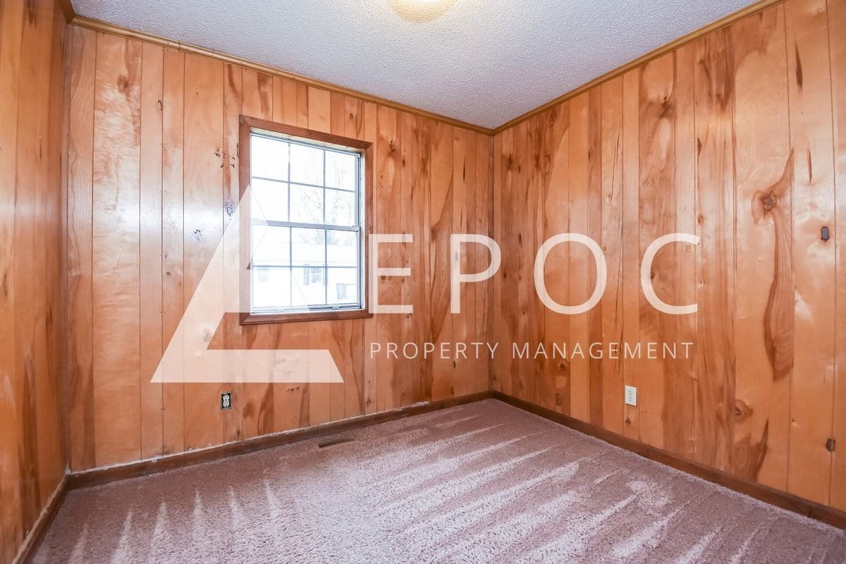 638 S Elm St #D - Photo 7 of 15