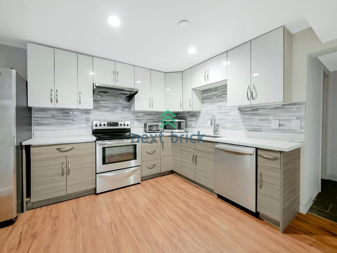 16643 Ne 89th St #B - Photo 5 of 21