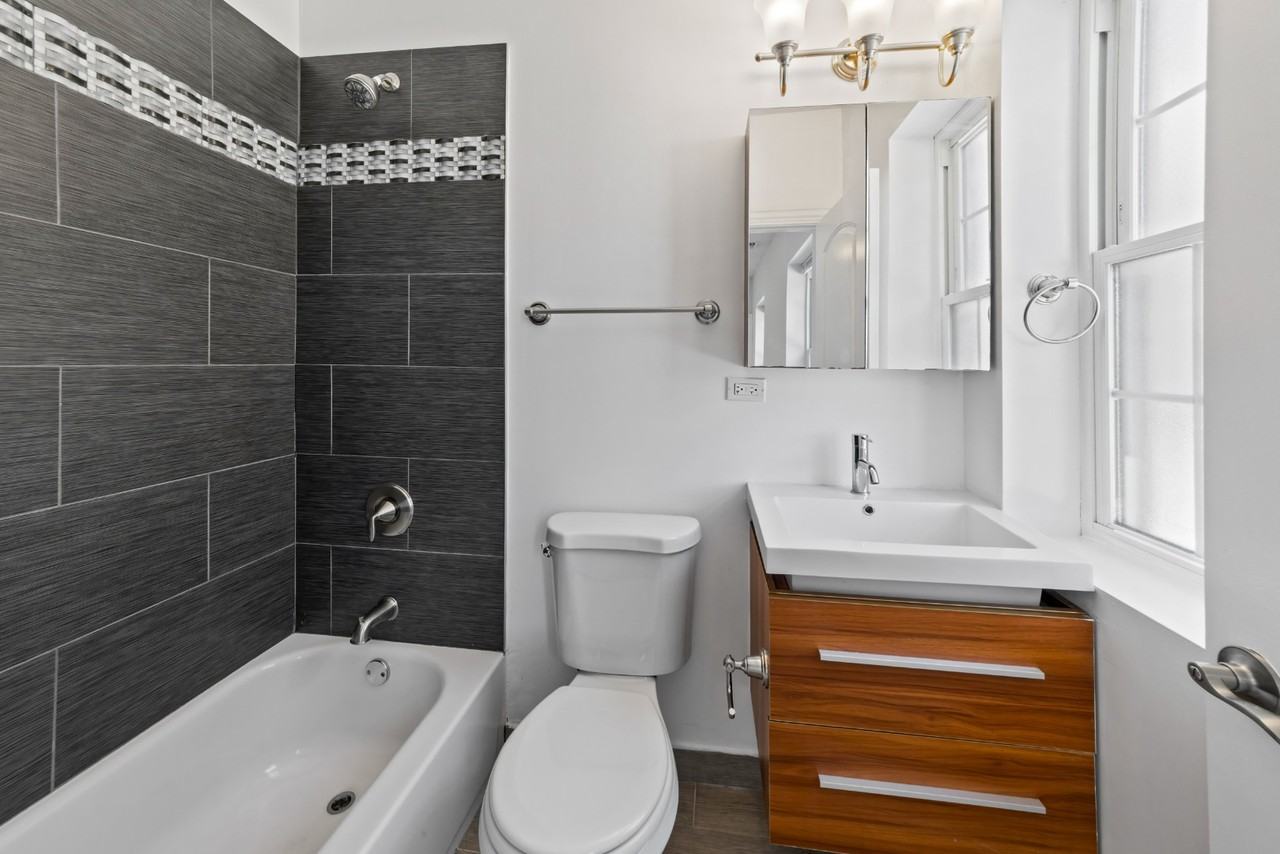 15 N Vail Ave #206V - Photo 4 of 5