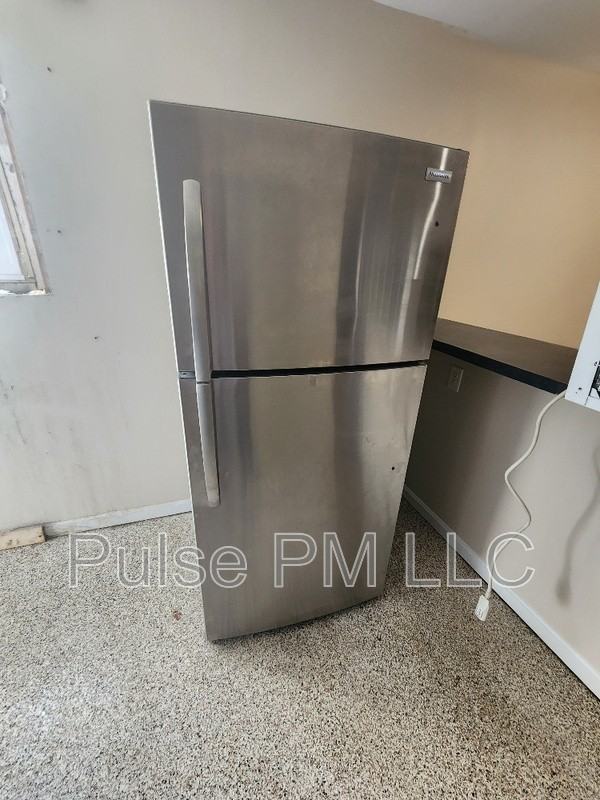 18 S Main St - Photo 7 of 8