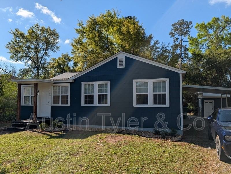 4455 Broad St - Photo 3 of 17