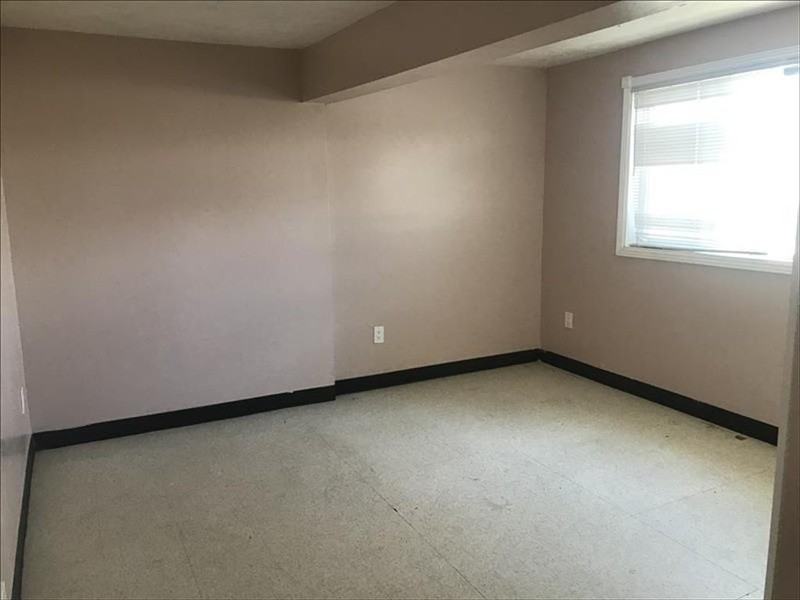 840 Garfield St #1 - Photo 6 of 7