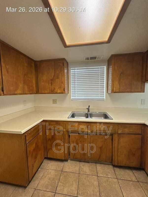 115 W Sonora Ave - Photo 7 of 21