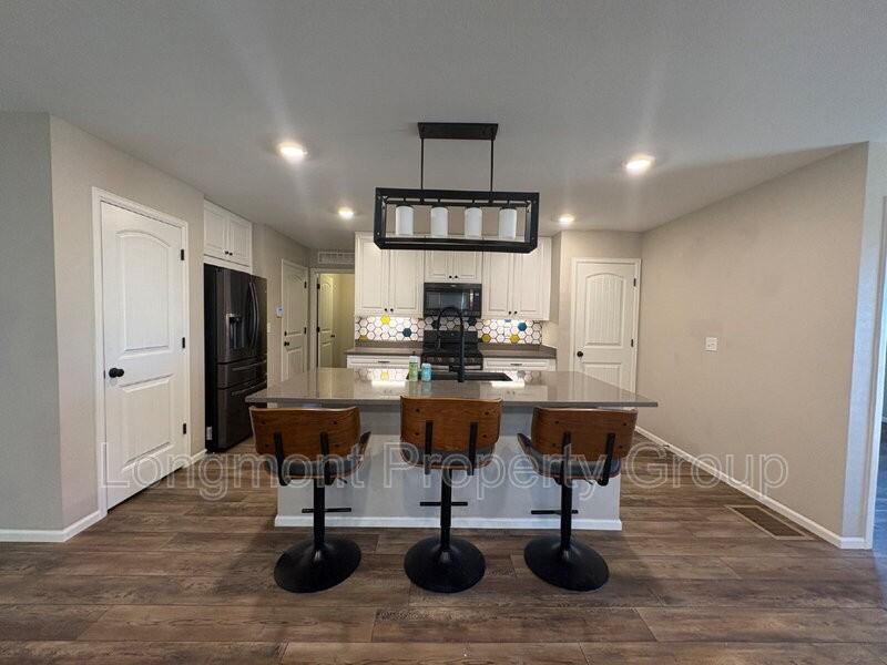 4653 N Bend Way - Photo 3 of 19
