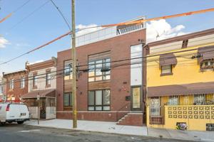 featured image of 2513 N Howard St