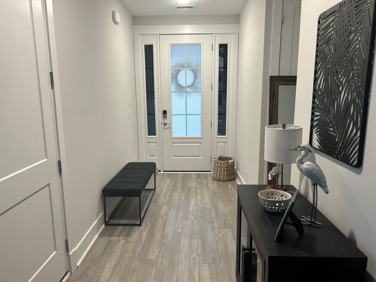 1533 Coastal Cove Ln - Photo 4 of 9