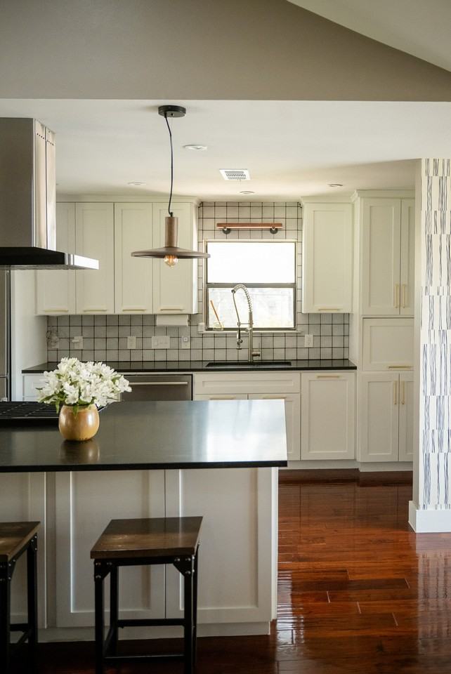 8833 Mountain Path Cir - Photo 3 of 10