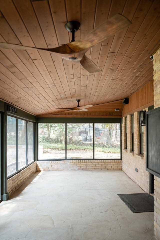 8833 Mountain Path Cir - Photo 4 of 10