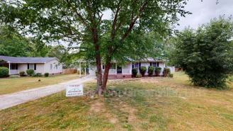 4 Pine Burr Ct - Photo 1 of 1