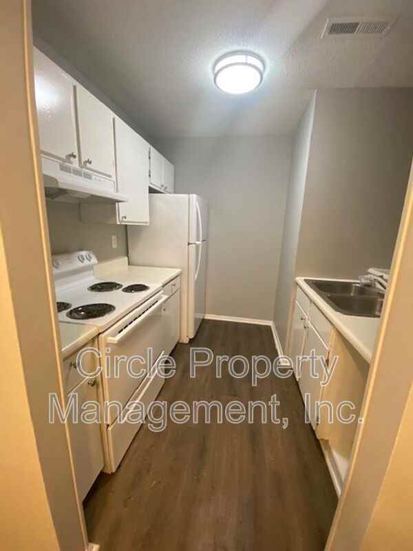 4039 Hunters Ridge Dr Sw #6 - Photo 2 of 12