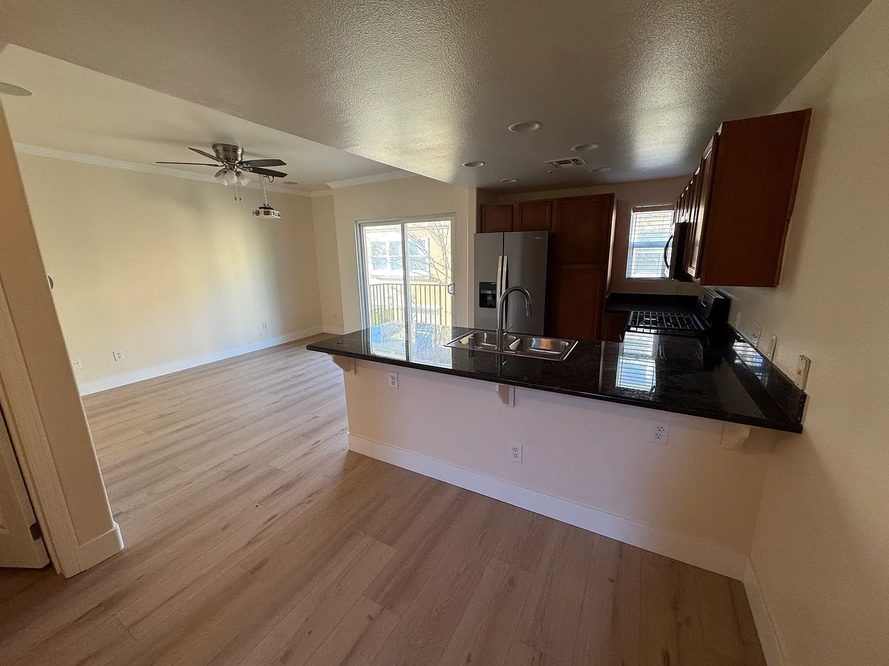 4800 Westlake Pkwy - Photo 3 of 9