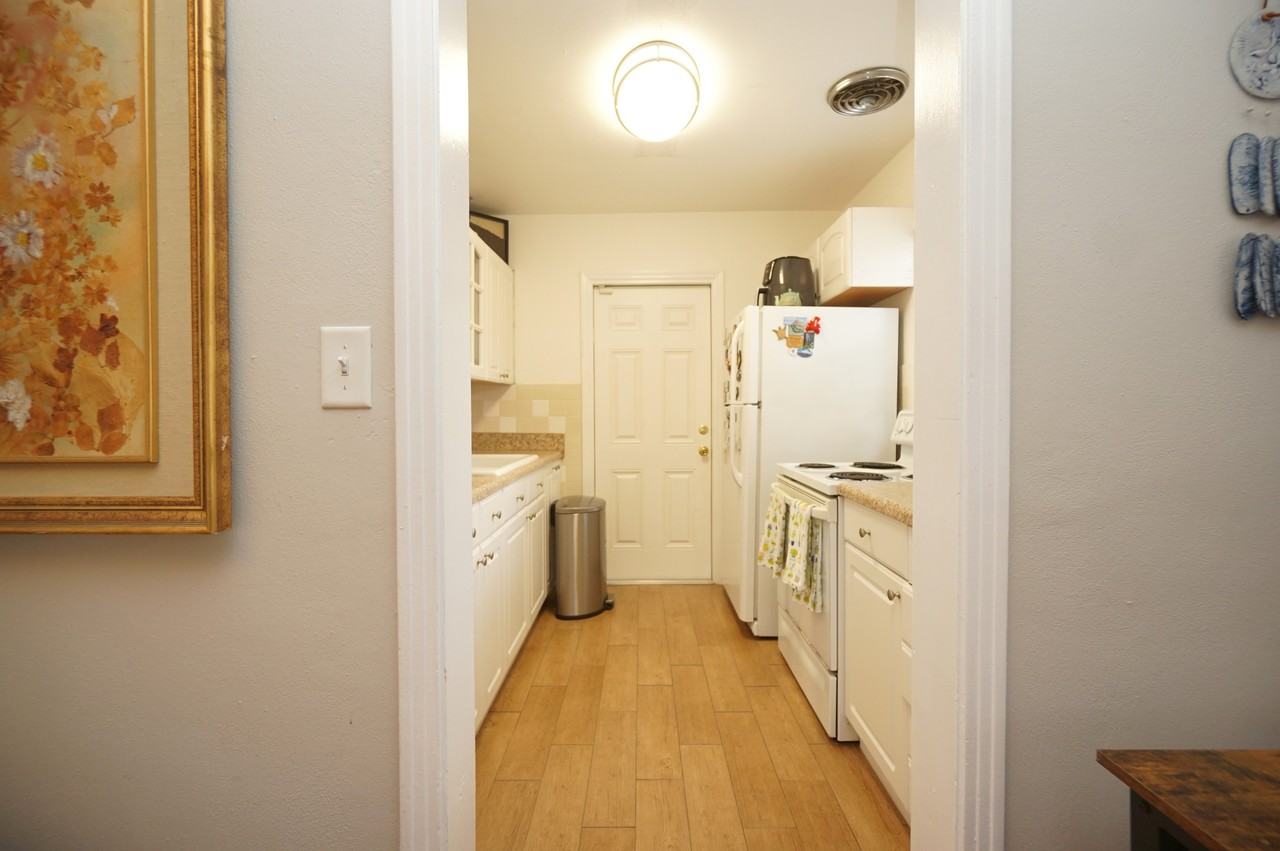 5611 N Mckay Ave - Photo 7 of 28