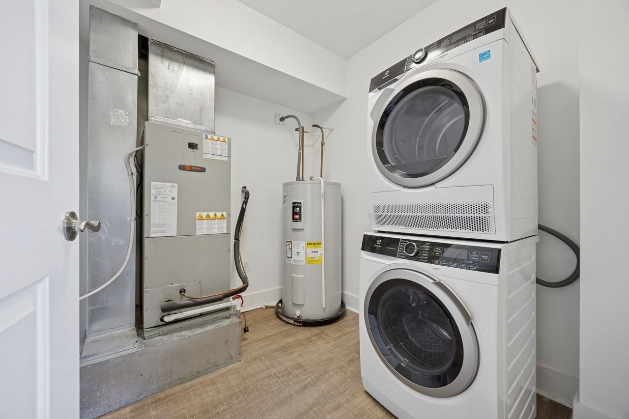 502 Gerhard Street - Photo 7 of 50