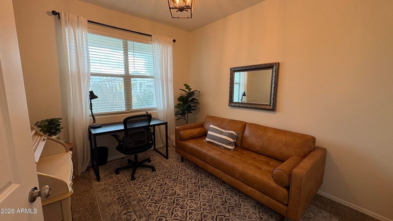 30998 W Earll Dr - Photo 5 of 50