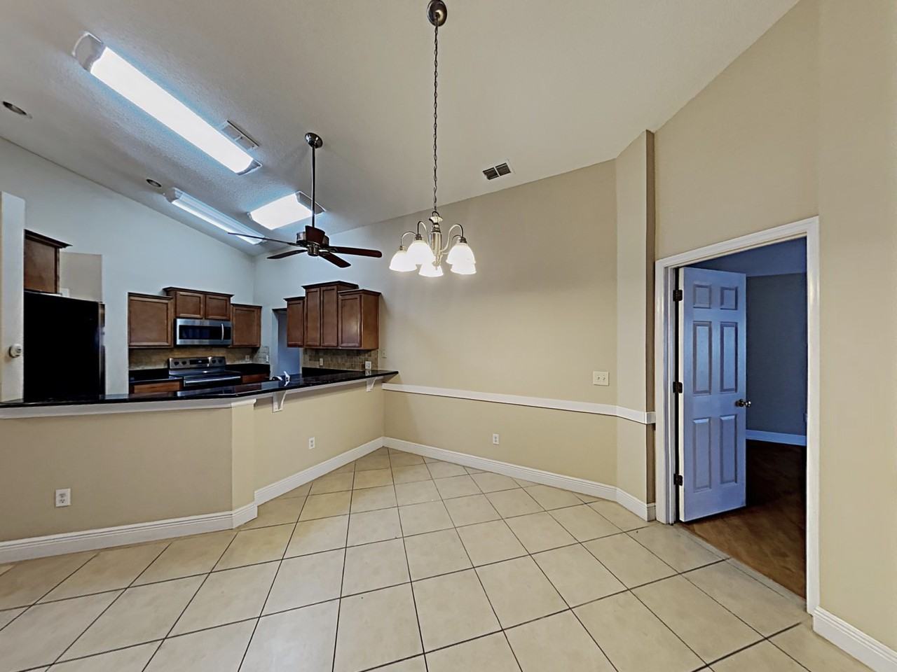 346 Morning Creek Cir - Photo 6 of 20