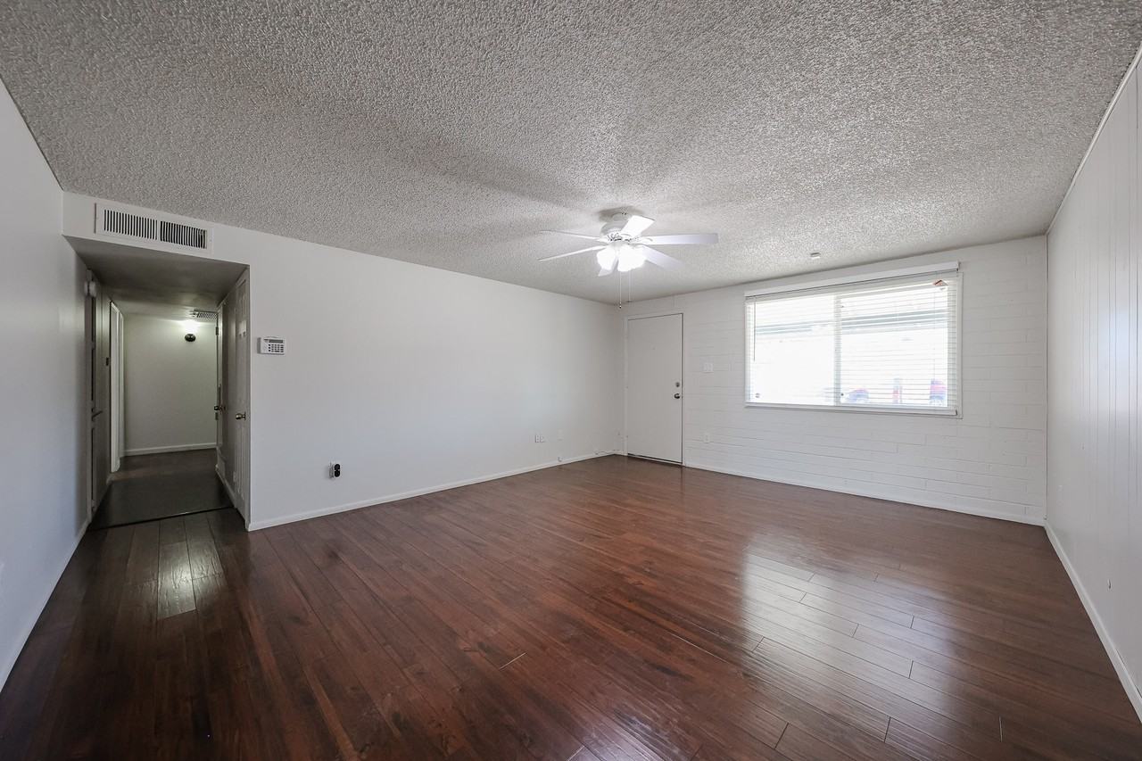 3550 E Voltaire Dr - Photo 6 of 29