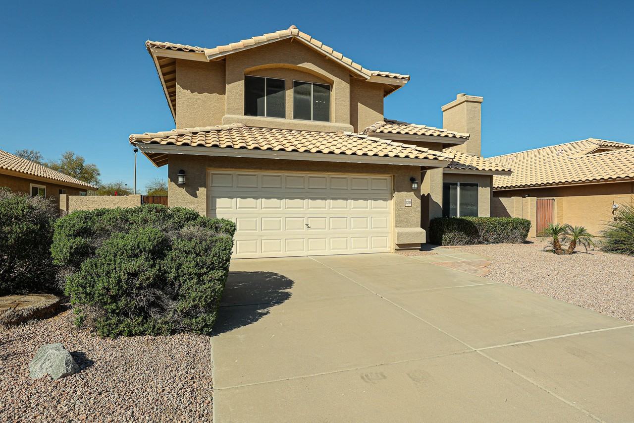 1210 W Kelly Ln - Photo 3 of 42