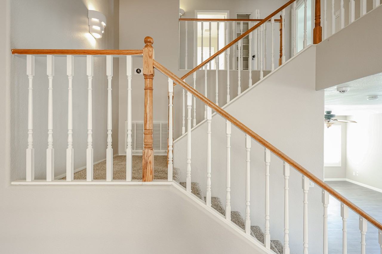 1210 W Kelly Ln - Photo 6 of 42