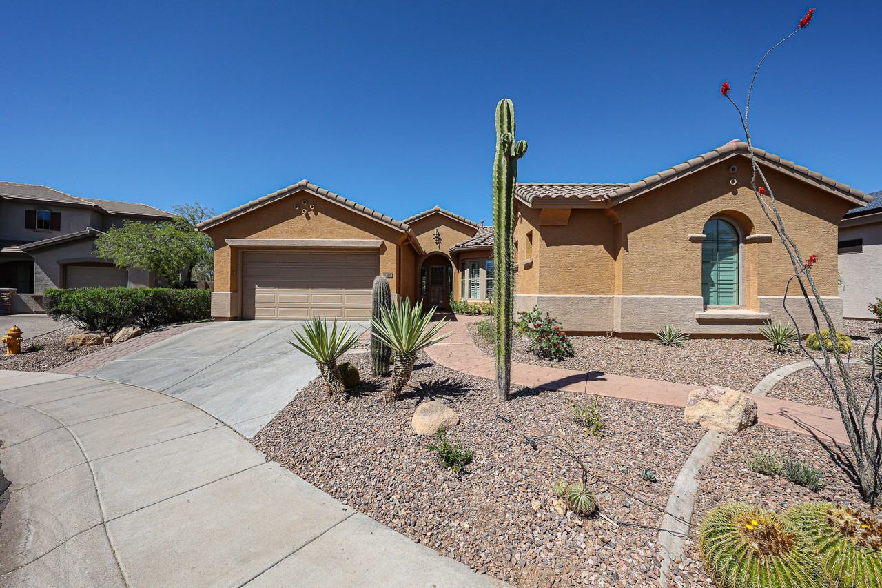 2348 W River Rock Ct - Photo 2 of 50