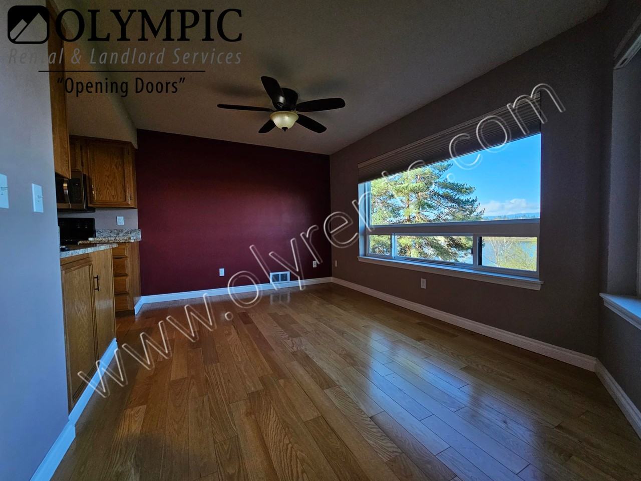 920 E Bay Dr Ne #C102 - Photo 5 of 26