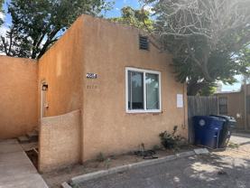 201 Girard Blvd Se - Photo 1 of 1