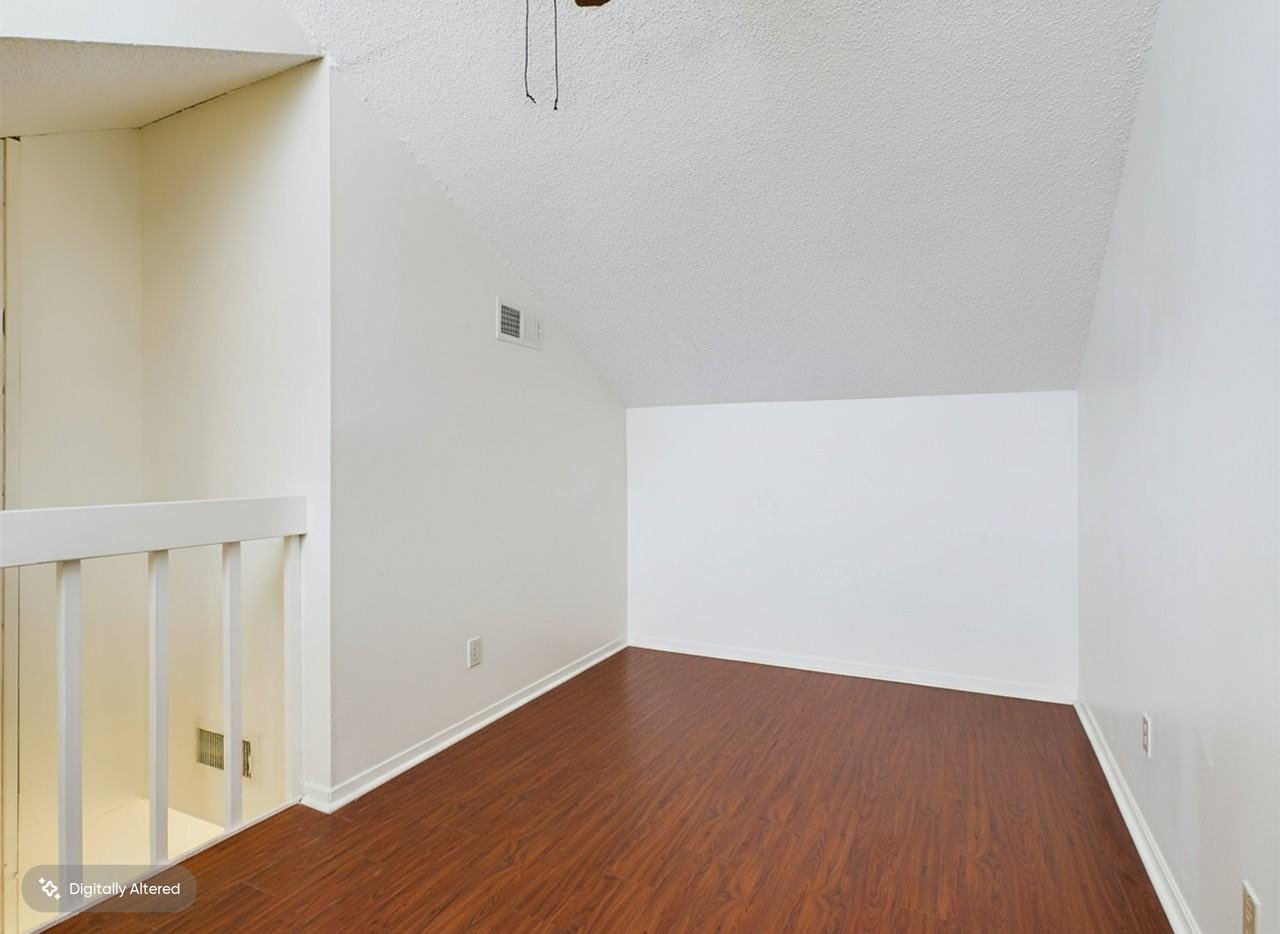 908 Poplar St - Photo 7 of 18