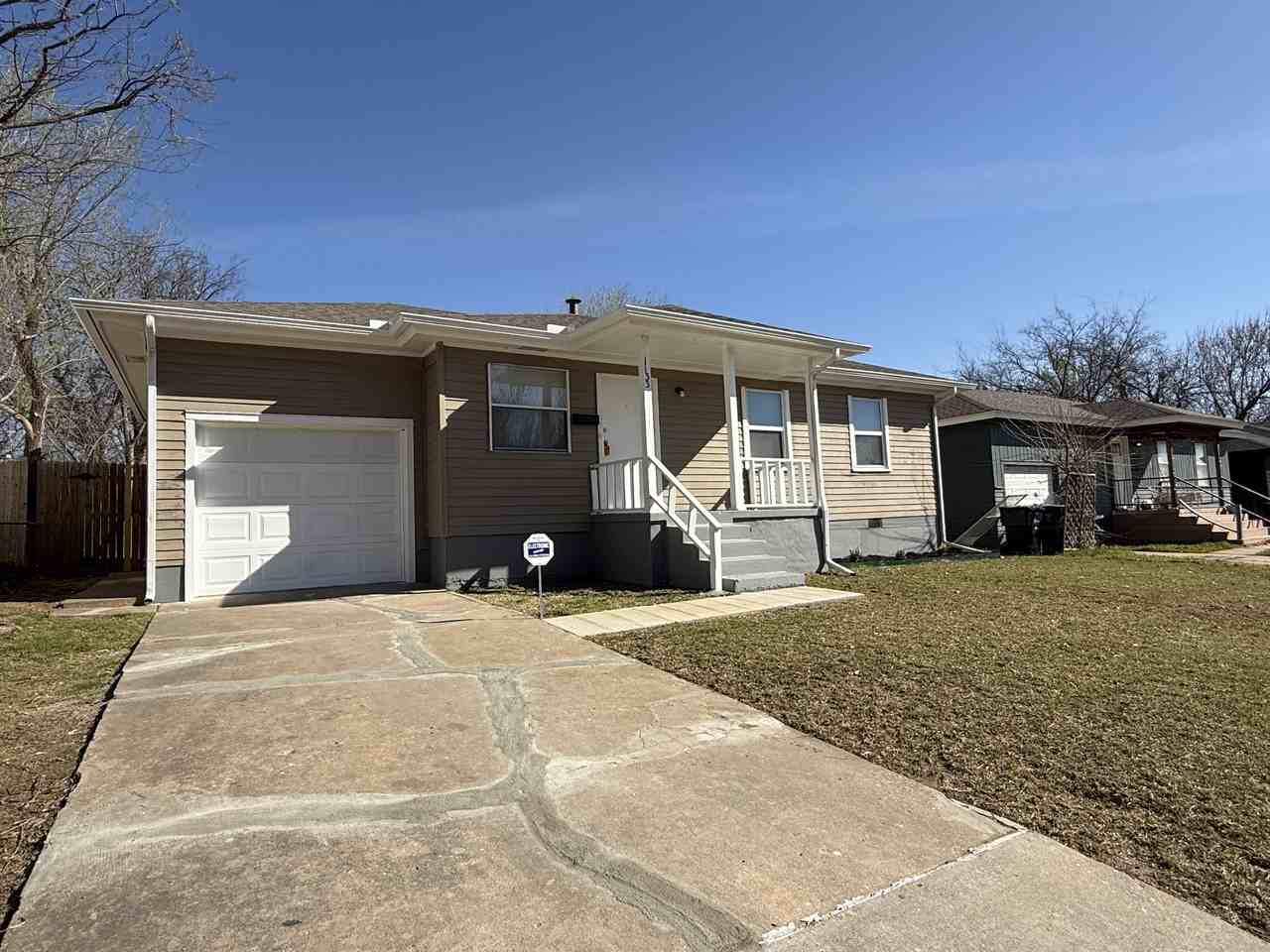 1133 Nw 84th St - Photo 2 of 15