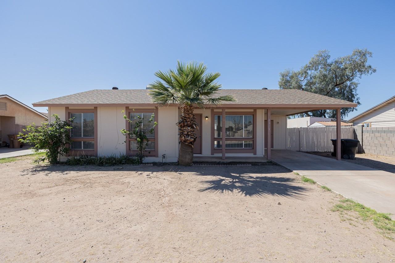 8821 W Sahuaro Dr - Photo 2 of 23