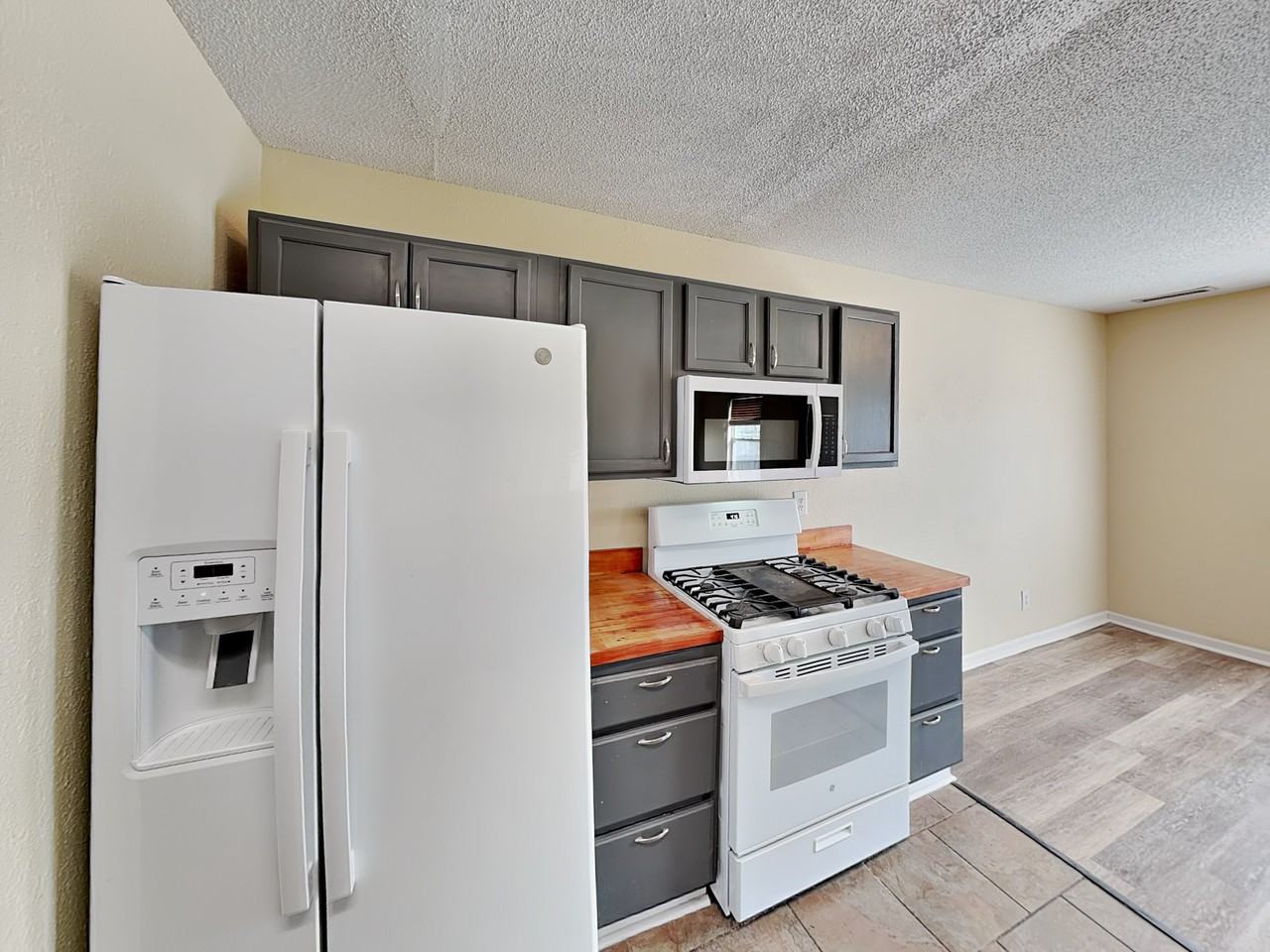 385 Kimbrough Dr - Photo 5 of 18