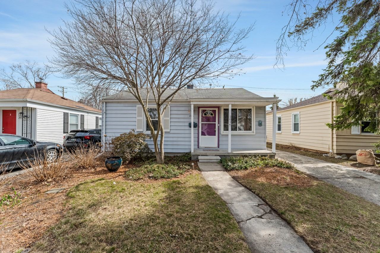 2026 Martin Rd - Photo 2 of 24