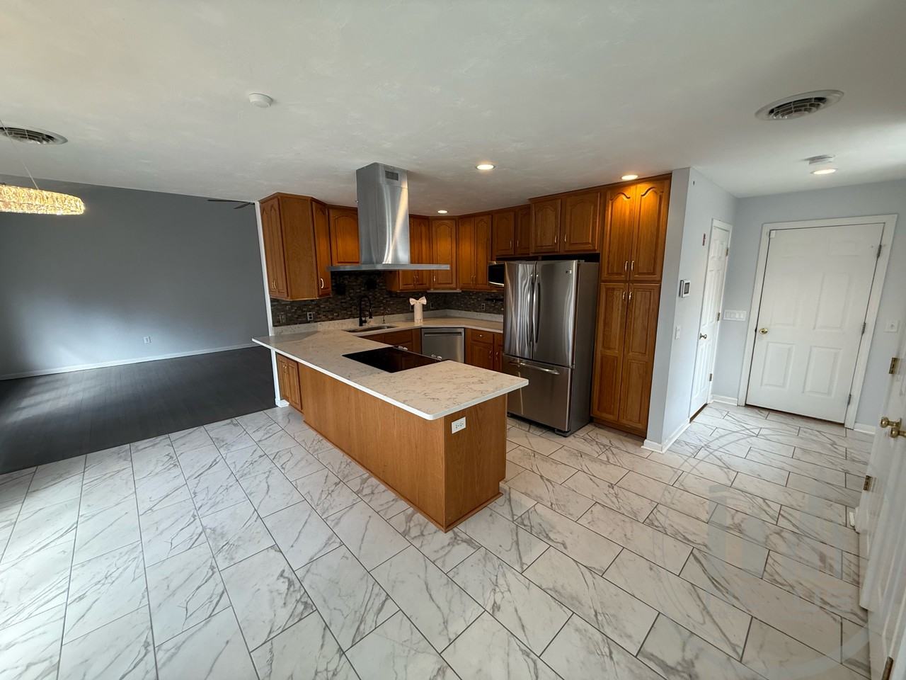 10 Jaimie Ann Dr - Photo 3 of 31