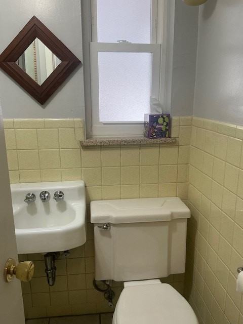 800 Lincoln St #I - Photo 4 of 26