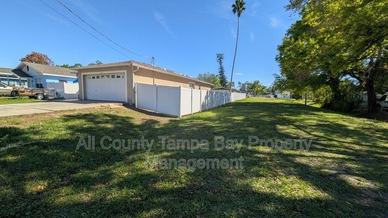 1716 W Flora St - Photo 2 of 31