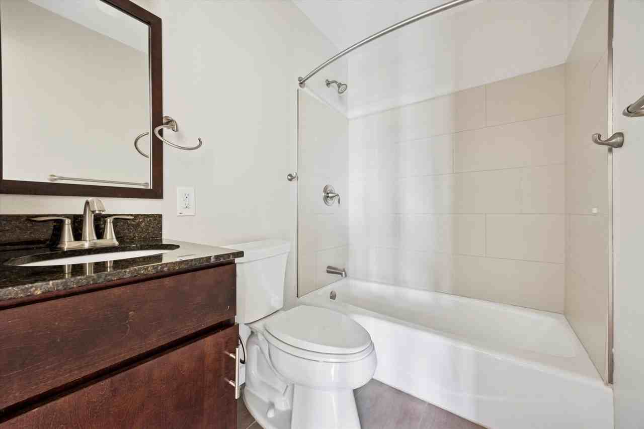 601 N 2nd Street - Photo 3 of 34