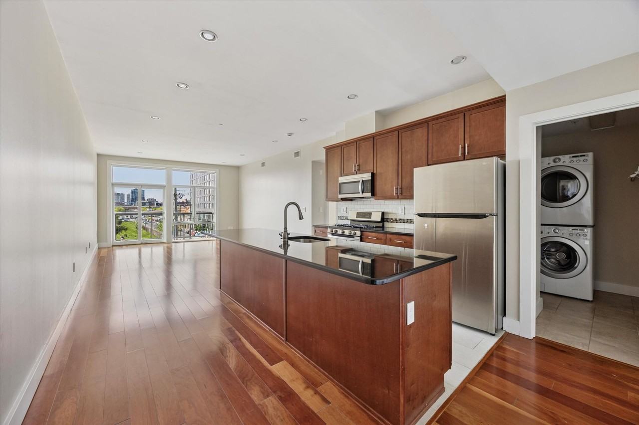 601 N 2nd Street - Photo 6 of 34