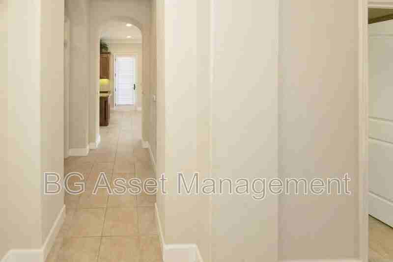 1240 Sonata Dr - Photo 2 of 33