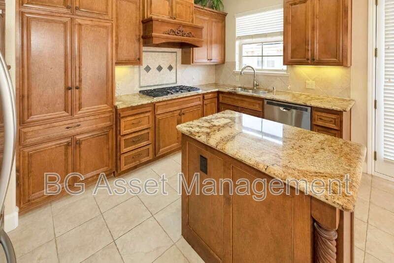 1240 Sonata Dr - Photo 7 of 33