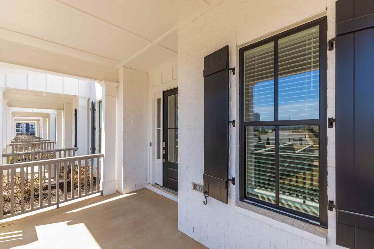 110 Pralina Way - Photo 3 of 25
