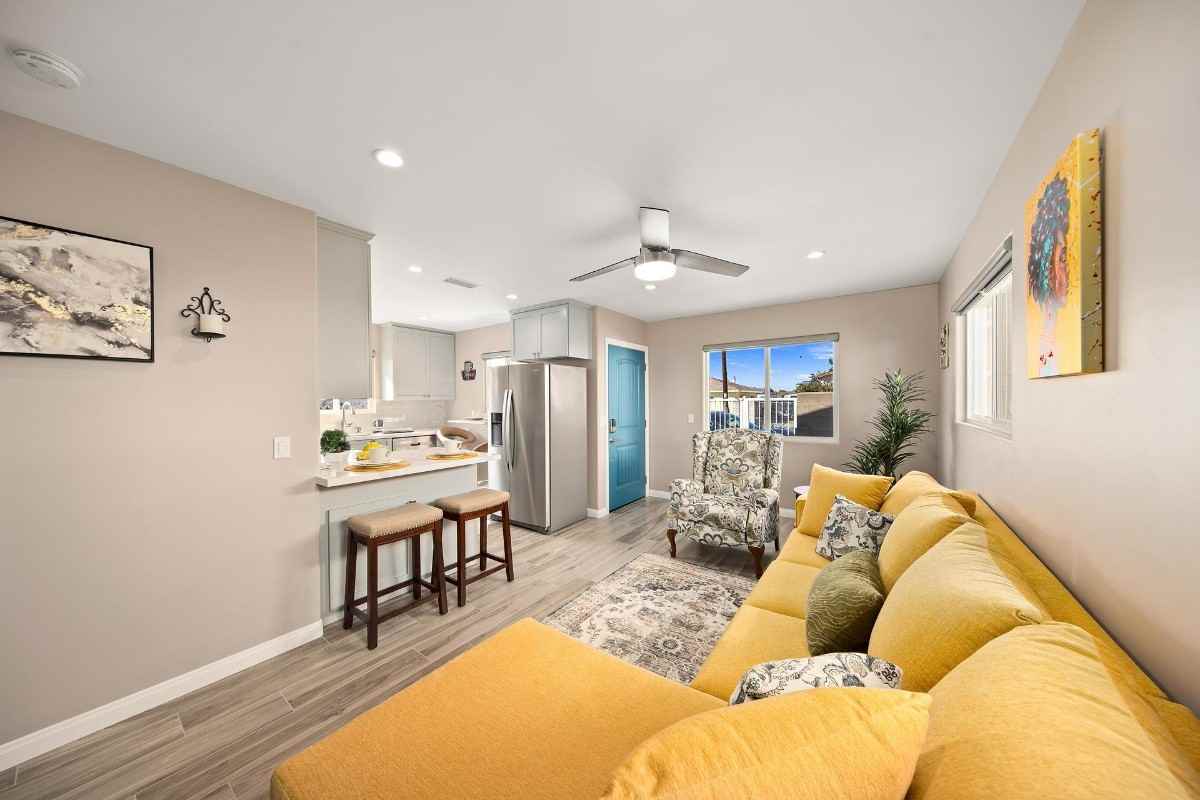 6059 Edgewater St #NA - Photo 5 of 26