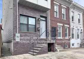 featured image of 2045 Manton St