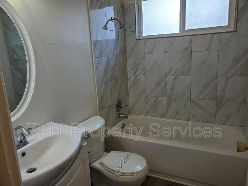 2840 Norcade Cir #4 - Photo 5 of 9