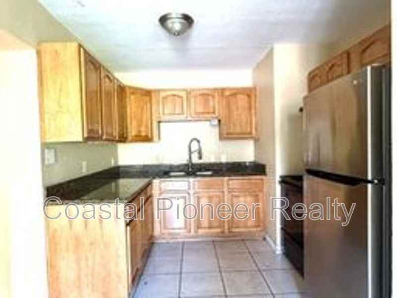 3715 E Idlewild Ave - Photo 2 of 9